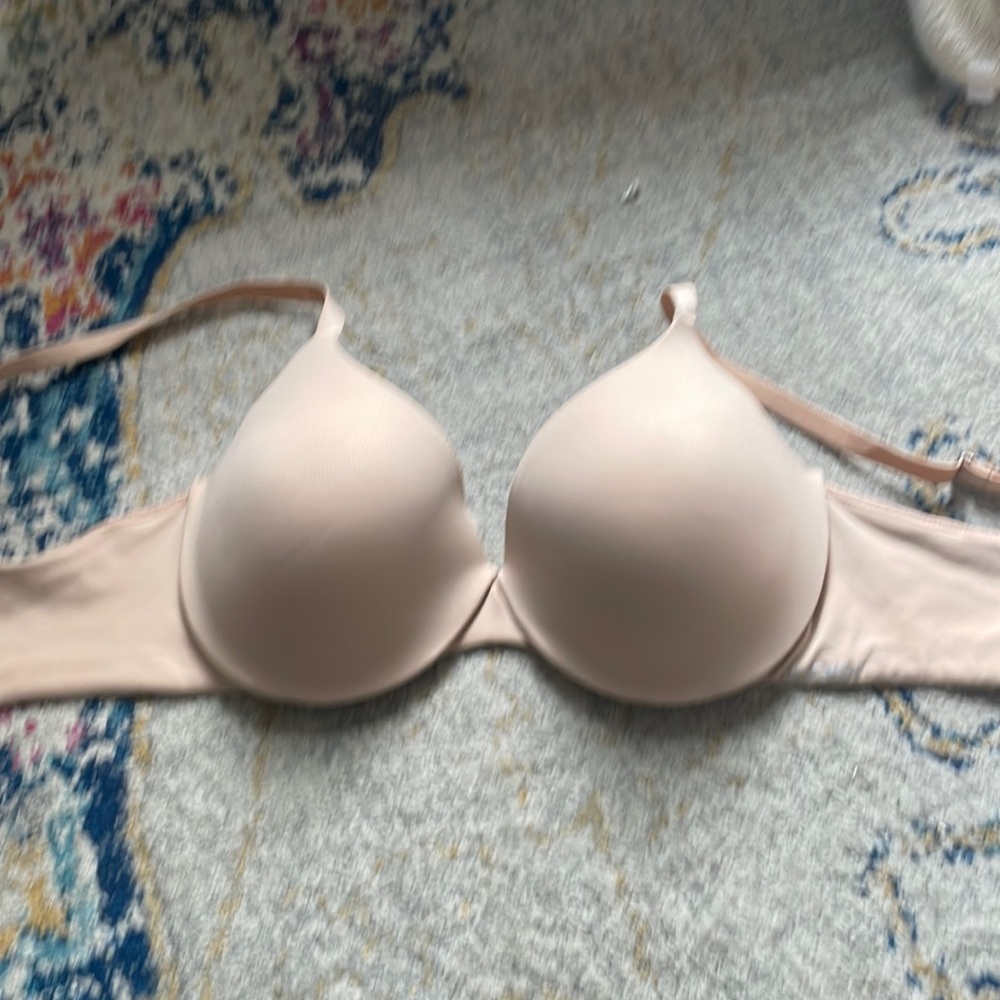 Jockey neutral tone and bra, size 34C